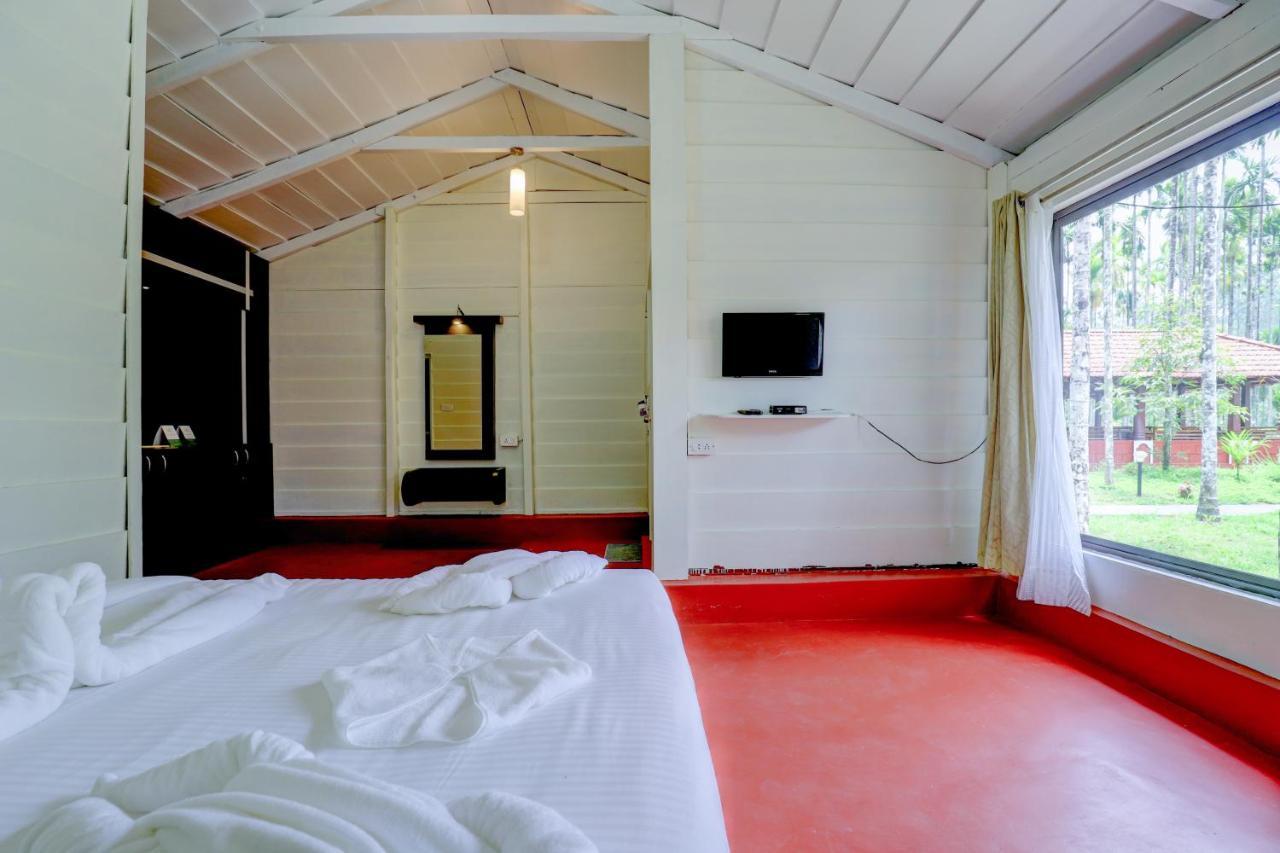 Ezzenza Areca Resort Madikeri Bagian luar foto
