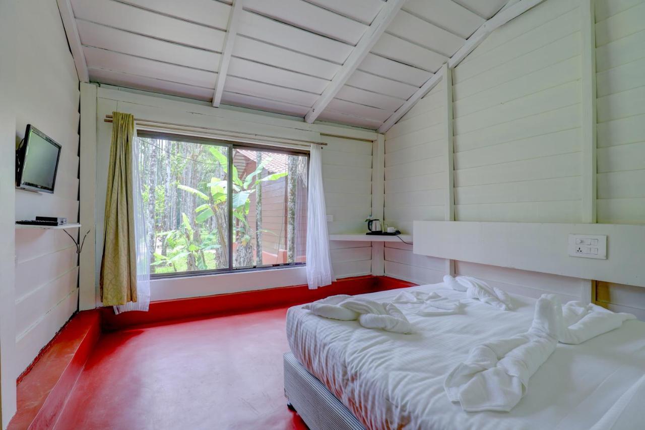 Ezzenza Areca Resort Madikeri Bagian luar foto